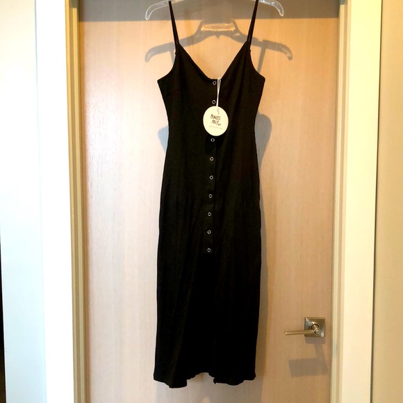 Princess Polly Dresses & Skirts - Princess Polly maxi dress. Black. Ribbed material. Size 10